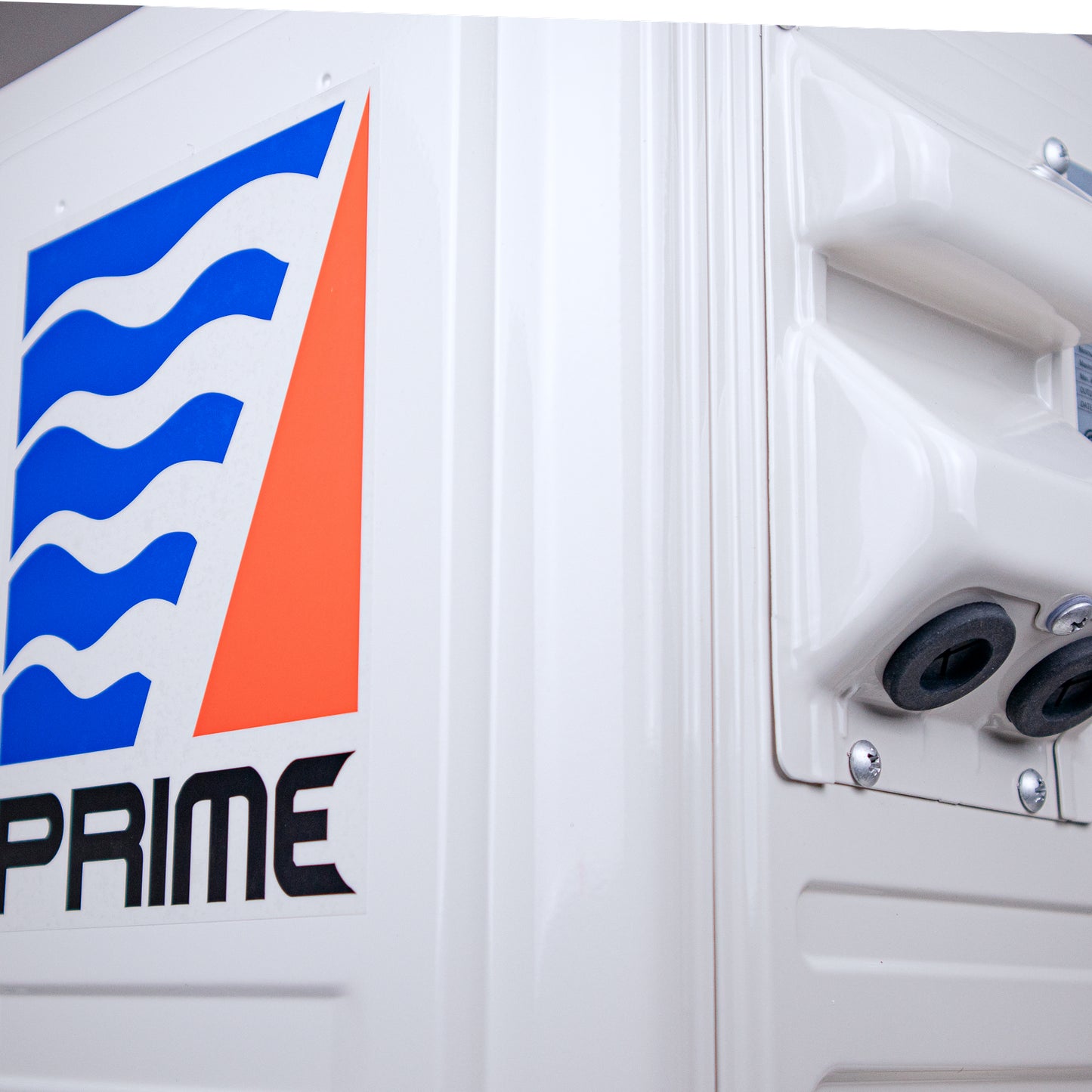 PRIME 12000 BTU SOLO FRÍO 17 SEER R-32 220V