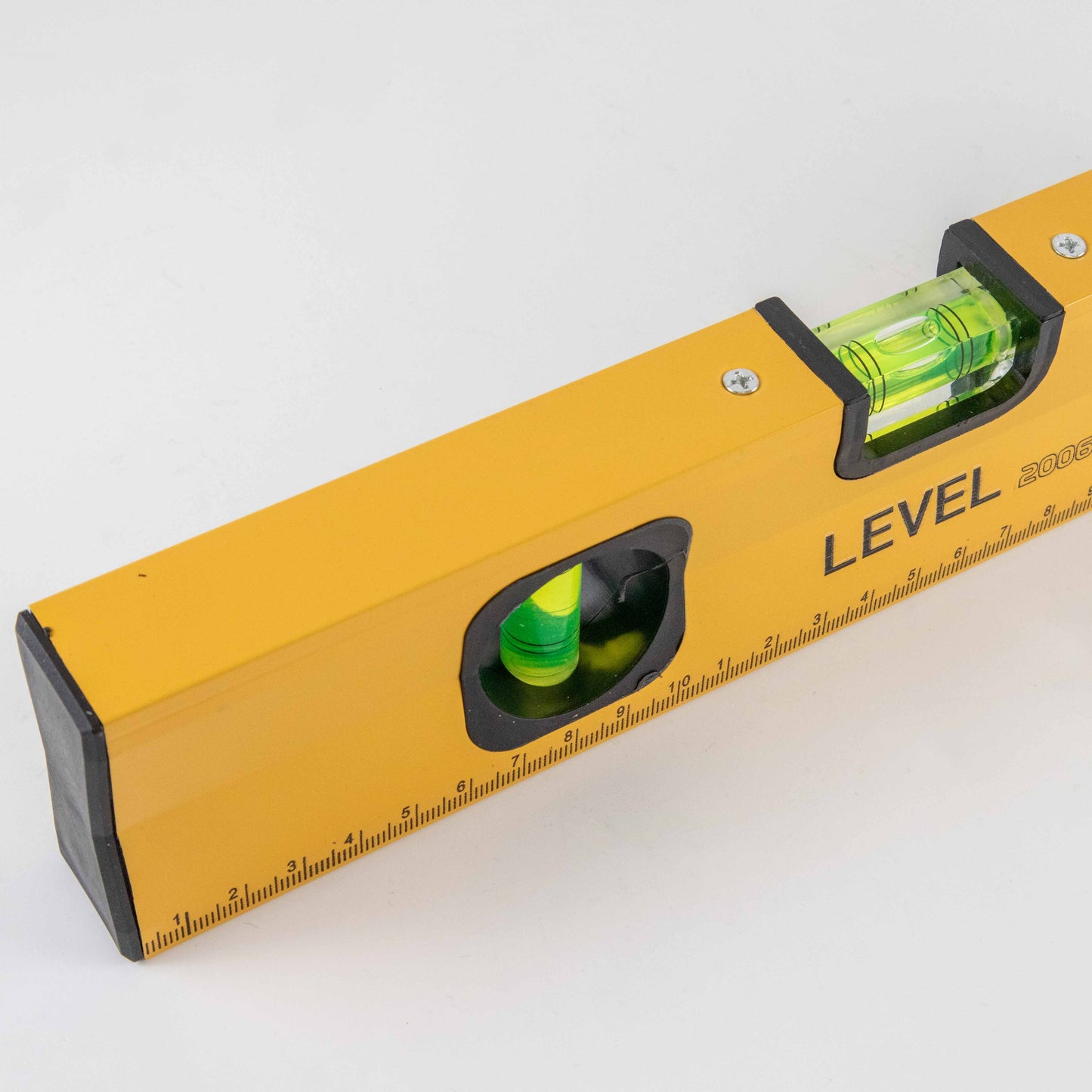 MAGNETIC LEVEL