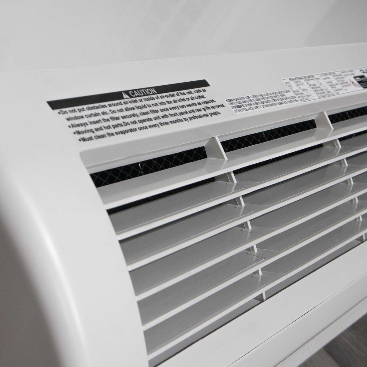 OLMO 12,000 BTU Smart PTAC Heat/Cool with 3.5 kW Heat Strip R-32 220V