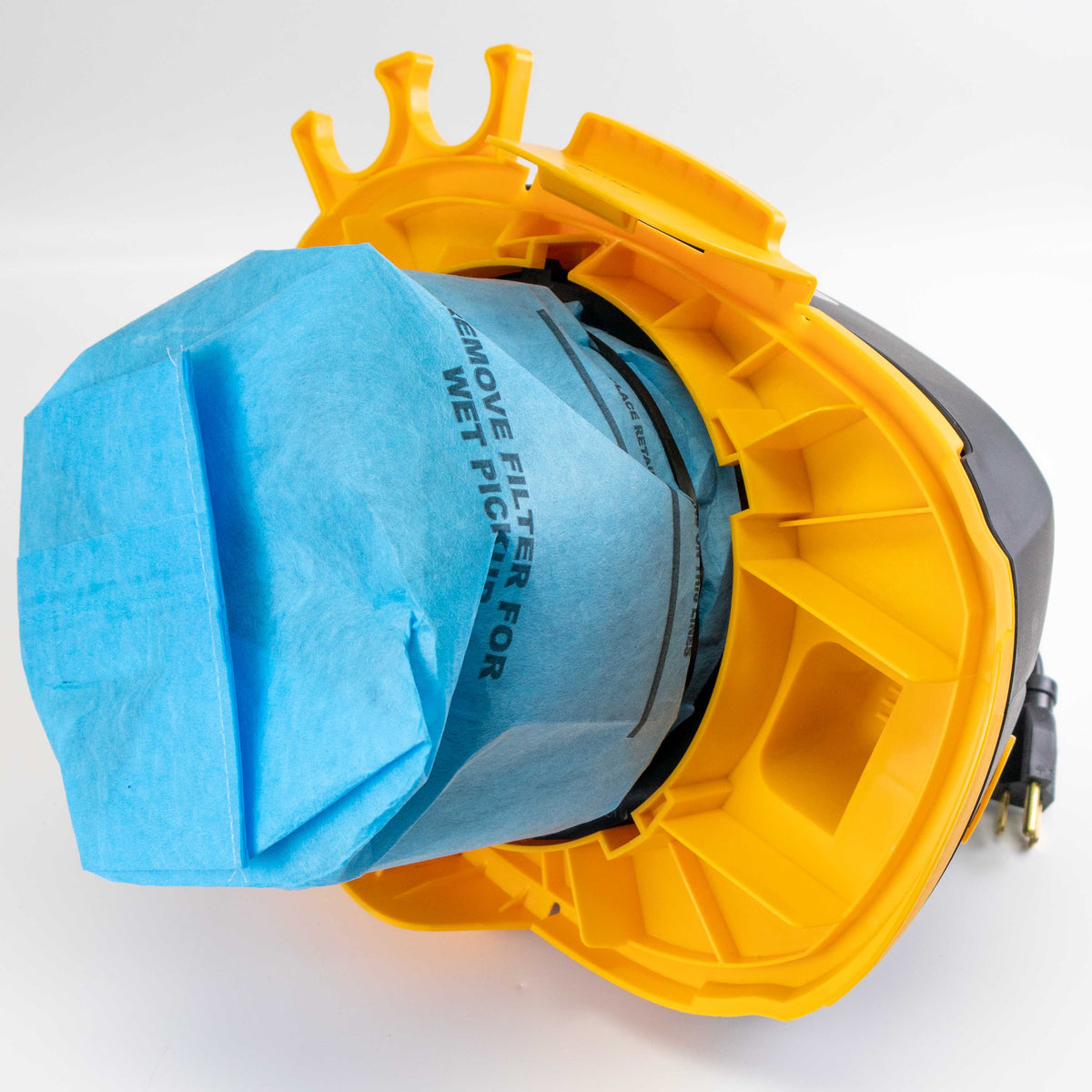 PORTABLE WET/DRY VACUUM – 2.5 GALLON 1.75 PEAK HP